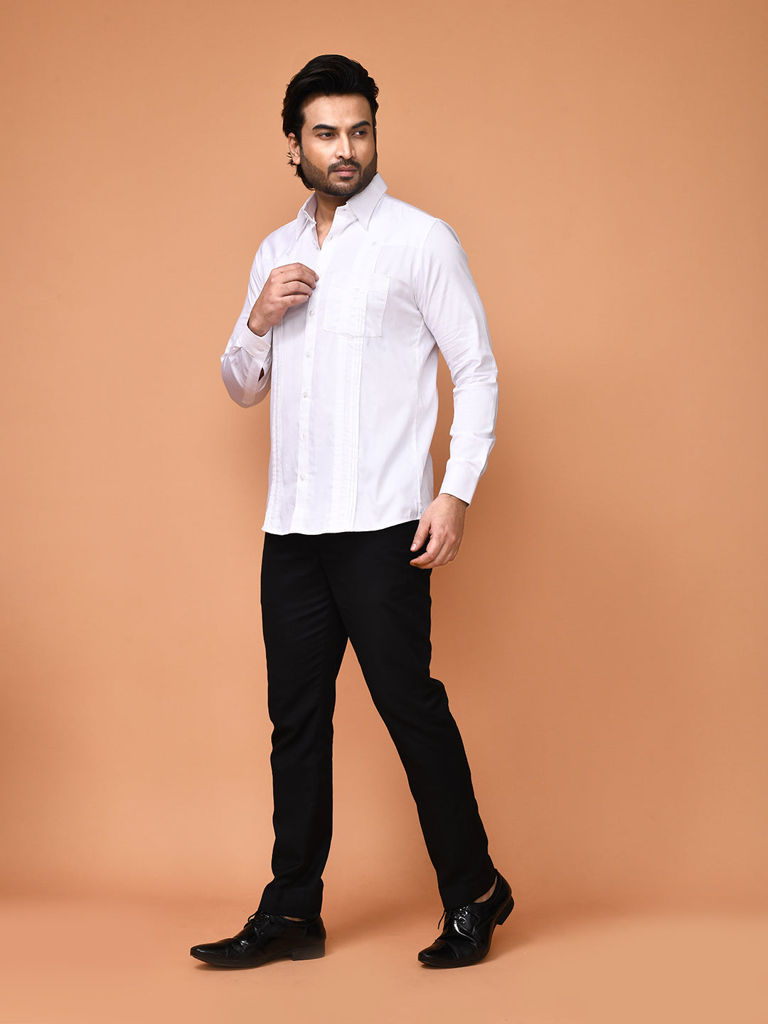 Classic Pleated Pocket Shirt